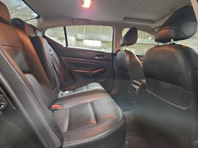 Nissan Altima Sl Image 9