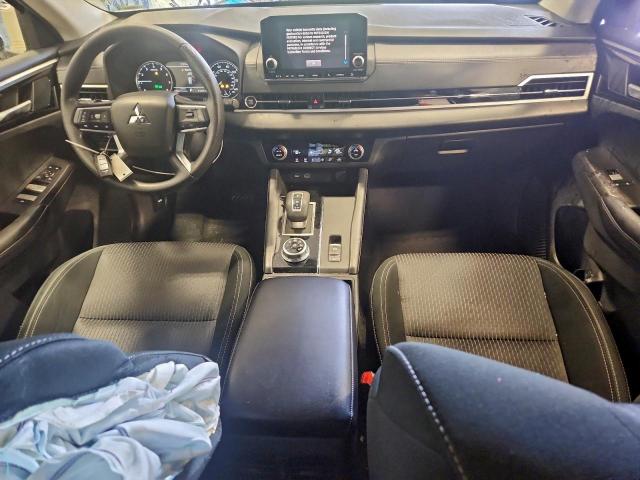 Mitsubishi Outlander Es Image 12