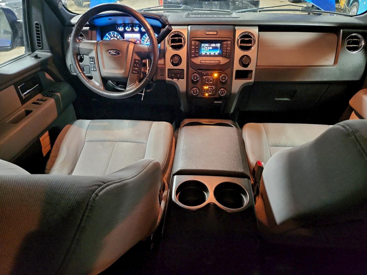 Ford F-150 Supercrew Image 7