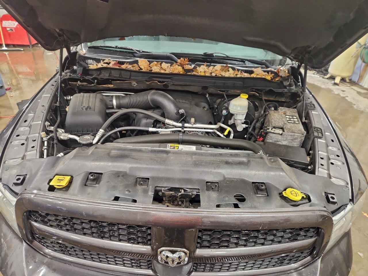 Ram 1500 St Image 10