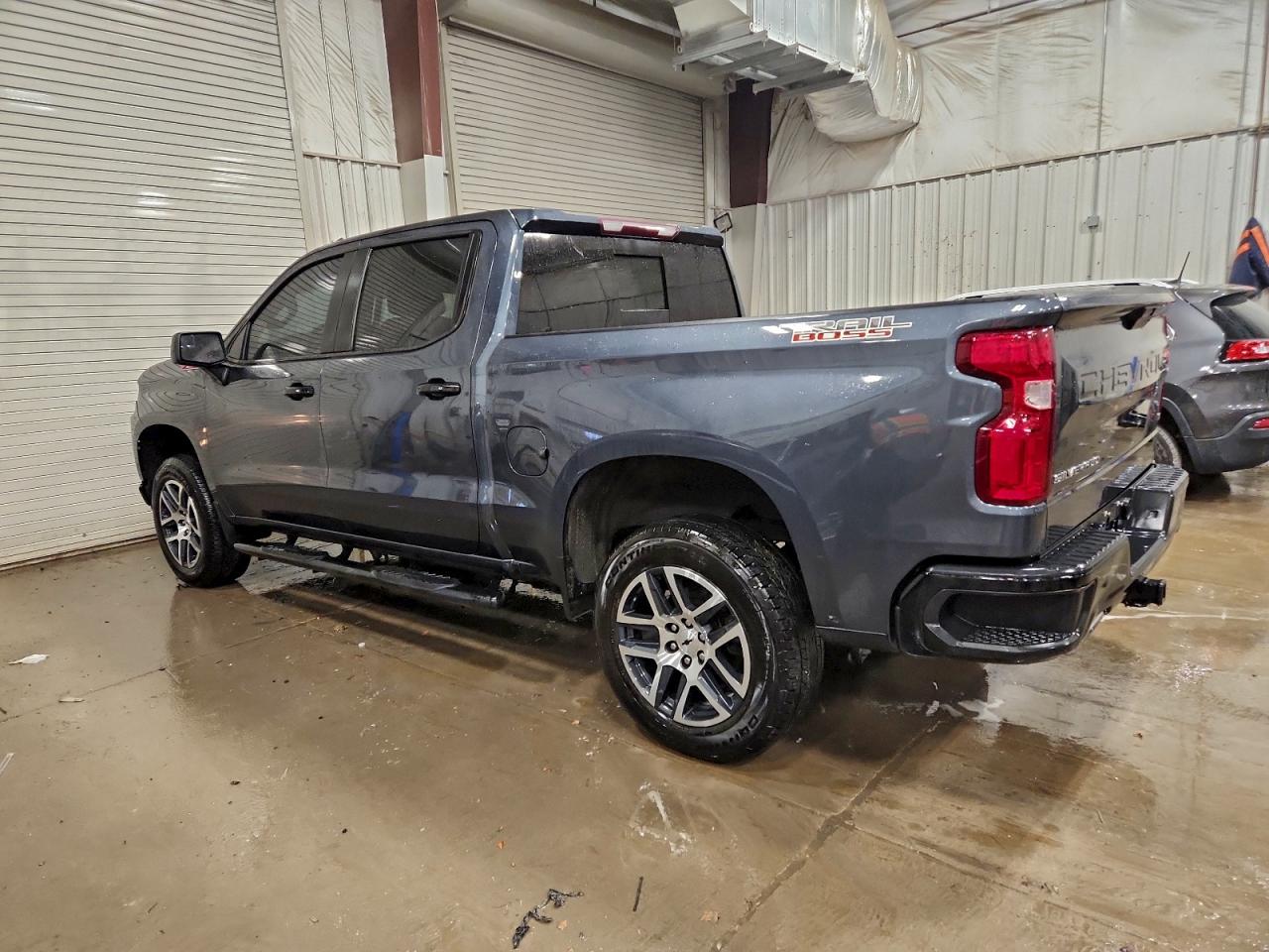 Chevrolet Silverado K1500 Lt Trail Boss Image 2