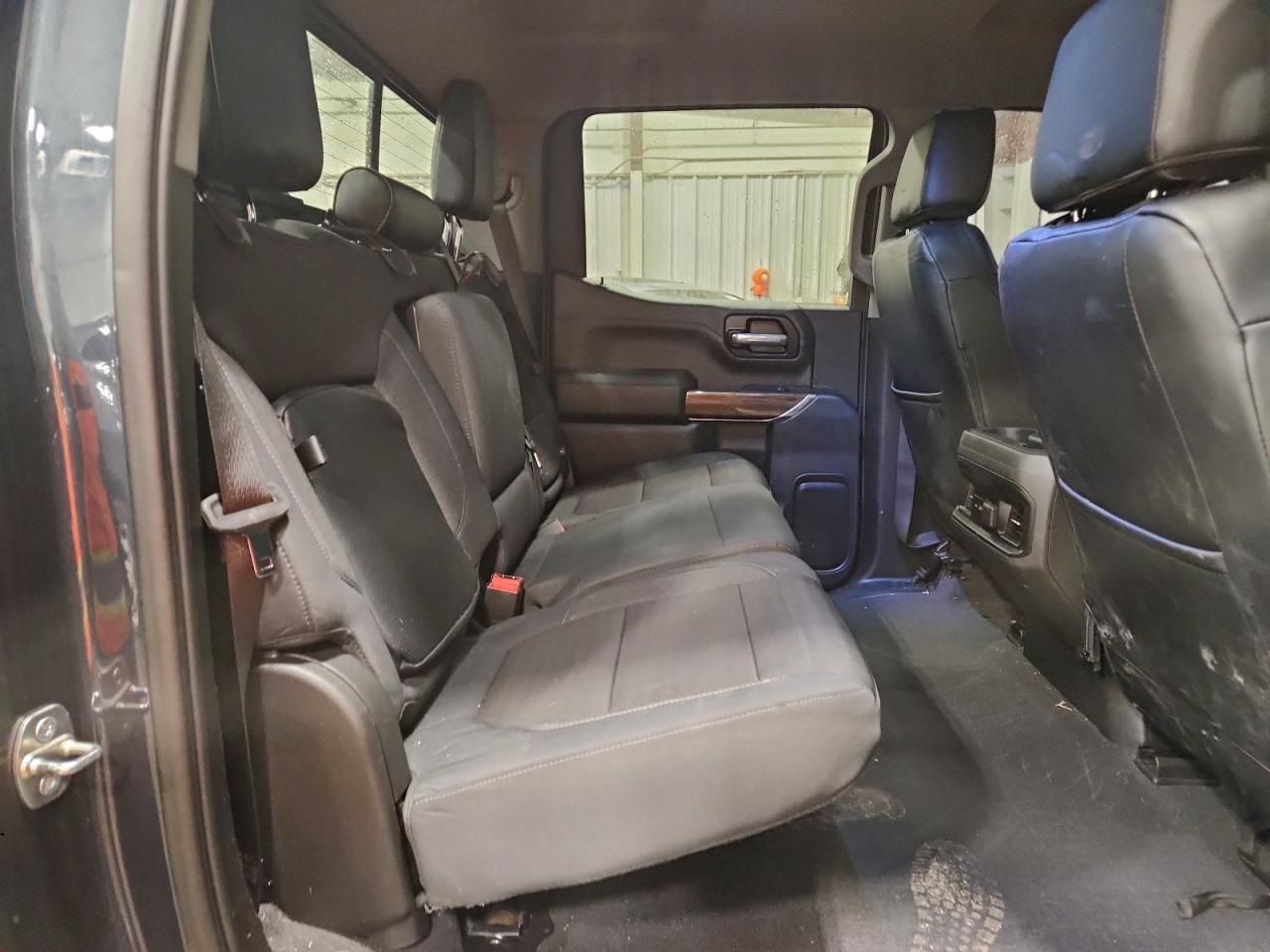 Chevrolet Silverado K1500 Lt Trail Boss Image 4